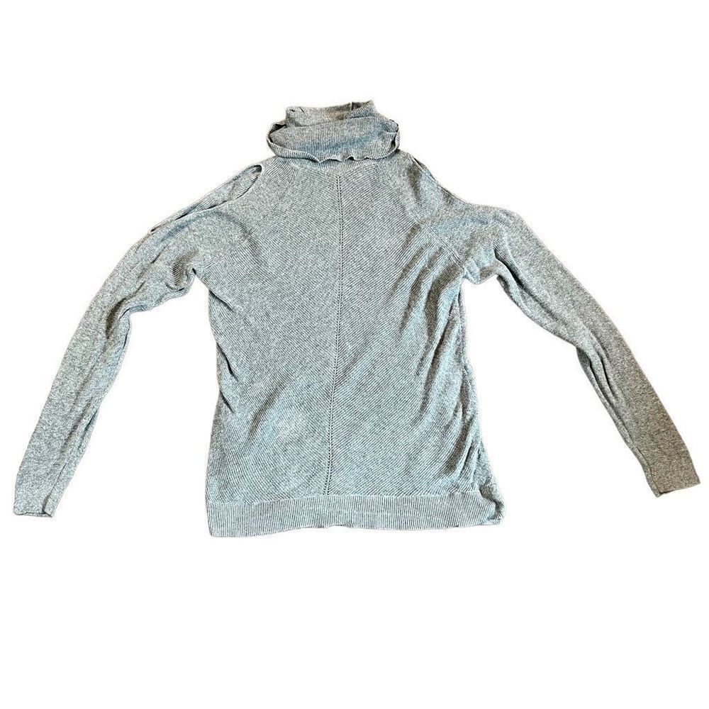 BCBGenerations Women’s Gray Peek Shoulder Turtleneck Sweater Medium